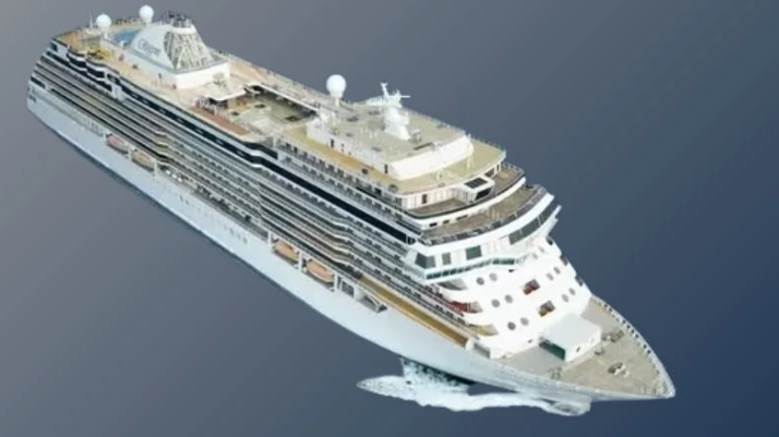 Cruise Ship